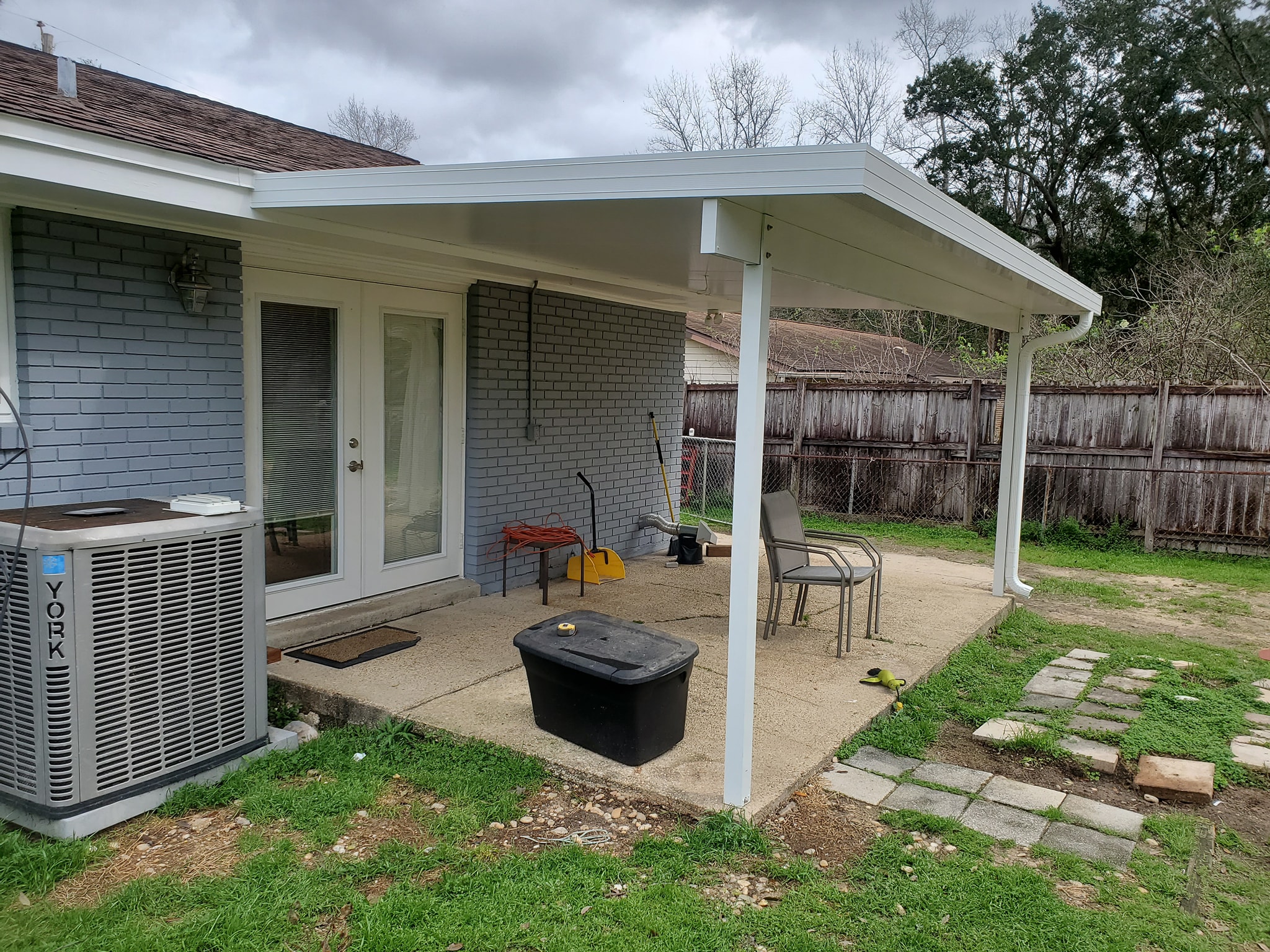 86352348_592299048016108_3722109561696419840_n